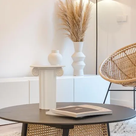 Апартаменты Casa Boma - Architect With Private Terrace - Alcantara Iii