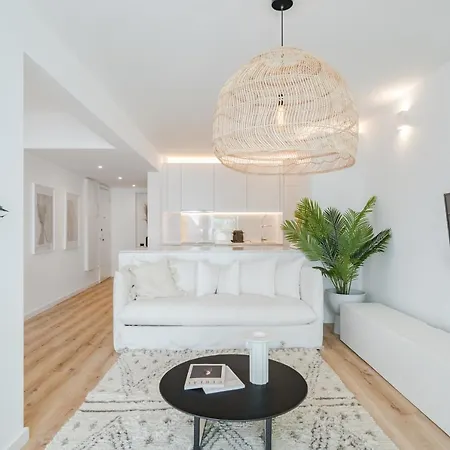 Casa Boma - Architect With Private Terrace - Alcantara Iii Διαμέρισμα Lisboa