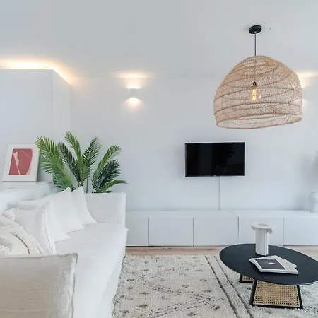Апартаменты Casa Boma - Architect With Private Terrace - Alcantara Iii *